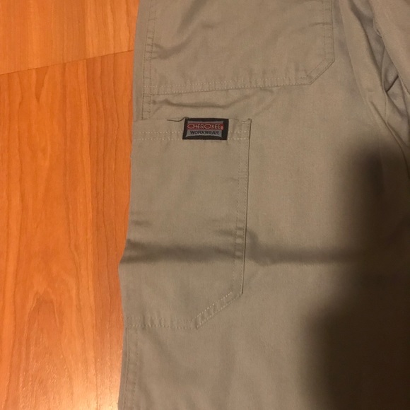 Cherokee Workwear Scrub set - Picture 5 of 6